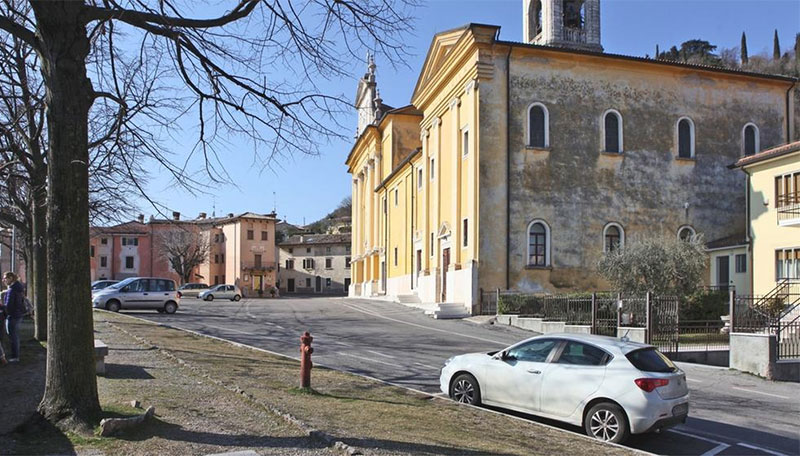 Cavaion - piazza della Chiesa